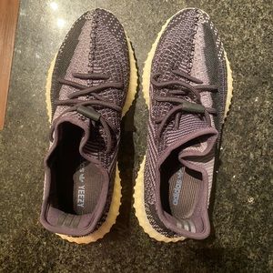 Yeezy boost 350